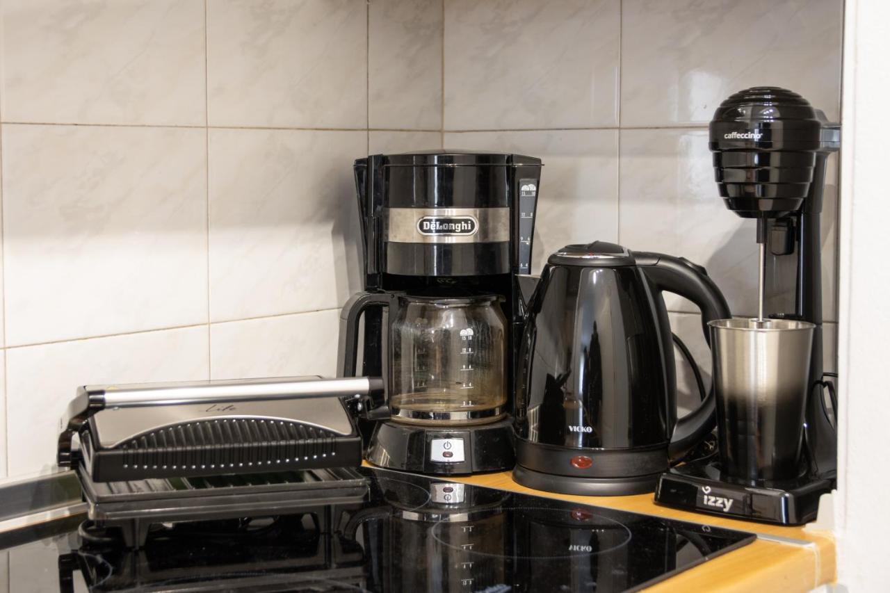 Mystique Apartment Komotiní Ngoại thất bức ảnh