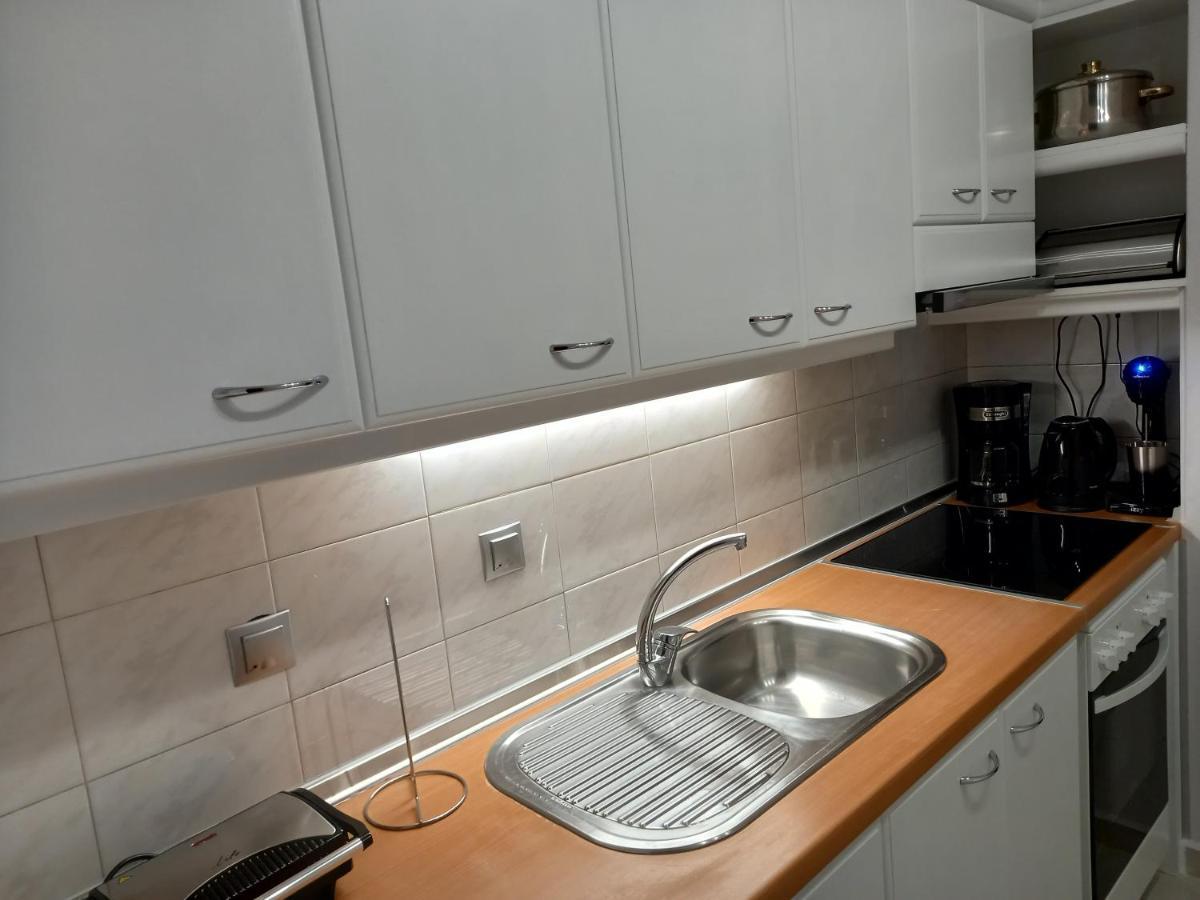 Mystique Apartment Komotiní Ngoại thất bức ảnh