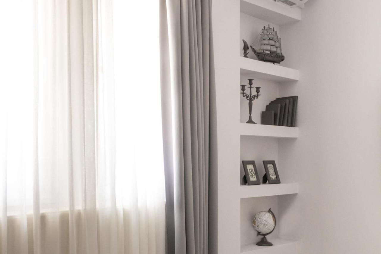 Mystique Apartment Komotiní Ngoại thất bức ảnh