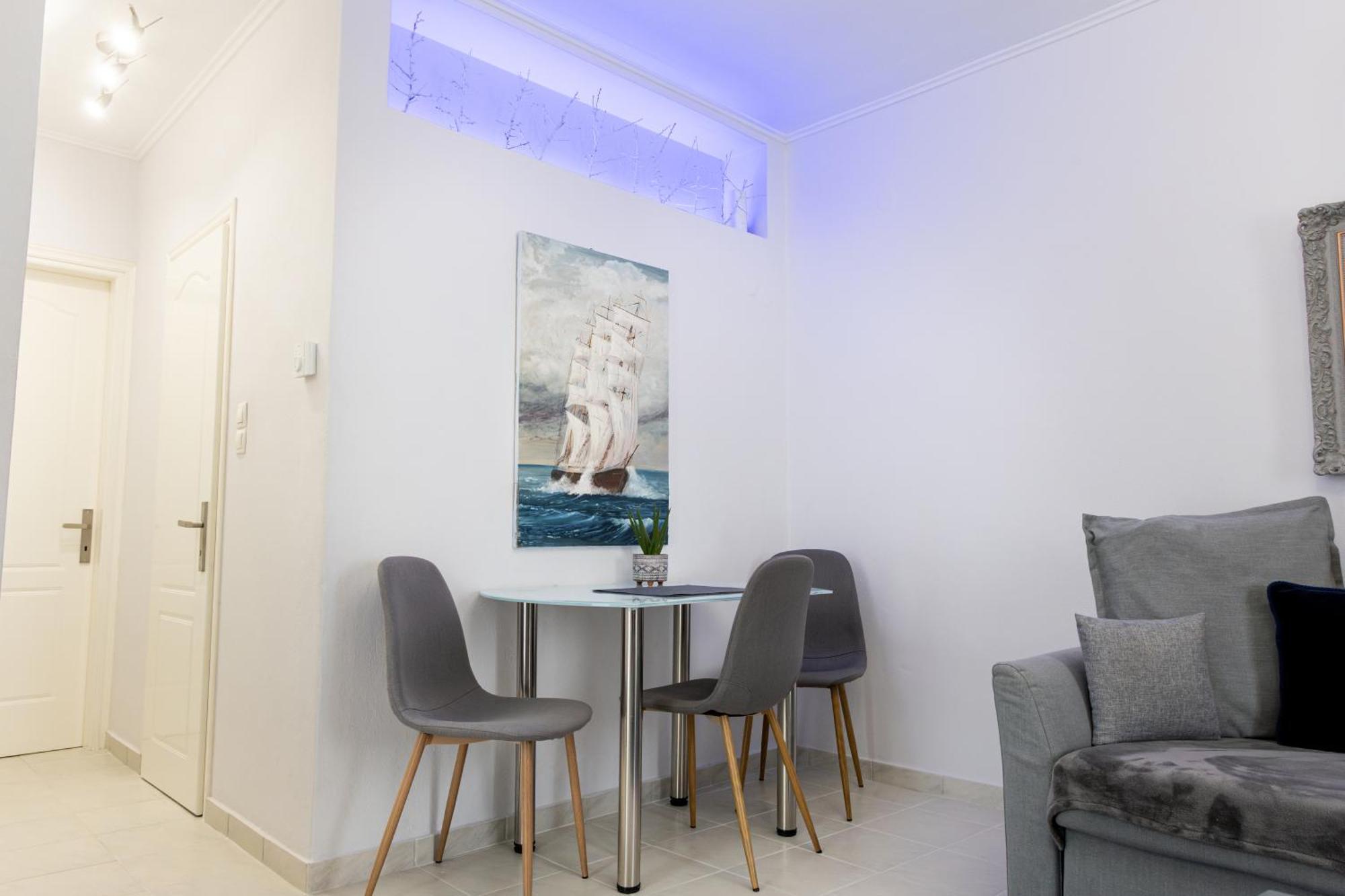 Mystique Apartment Komotiní Ngoại thất bức ảnh